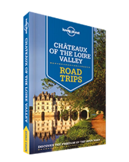 Cartographia Loire menti kastélyok útikönyv Lonely Planet (angol) 9781743607091