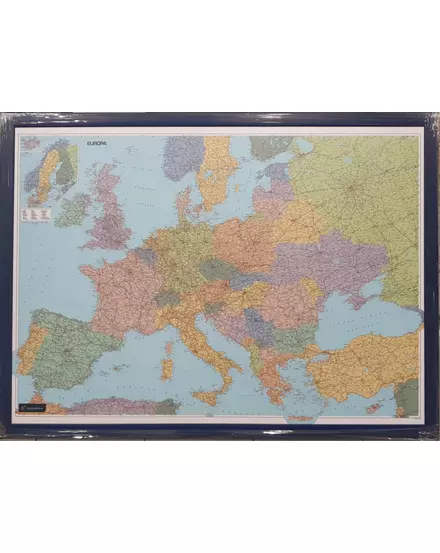 Európa országai autóutakkal falitérkép - keretezett