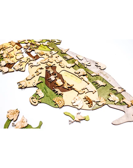 Cartographia  Világtérkép - A világ állatai - fa puzzle falitérkép 130x70 cm